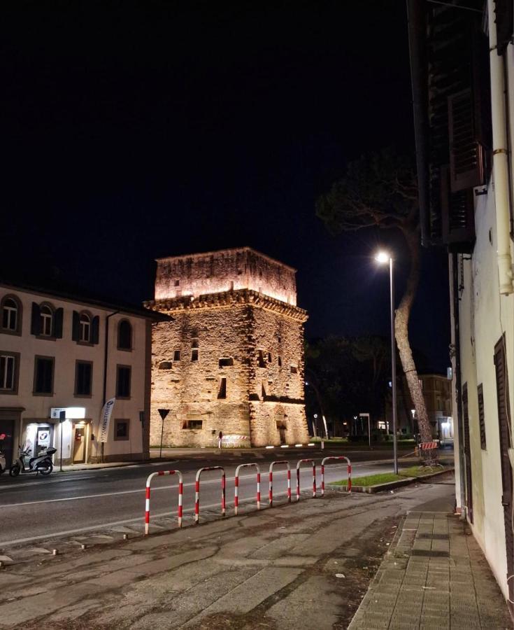 Вилла Casina Elena - Viareggio Centro Экстерьер фото